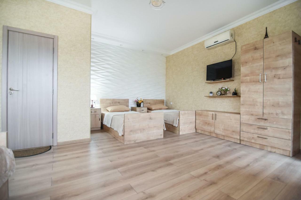 Apartamenti Laliashvilebi'S Wine Cellar Tbilisi Luaran gambar