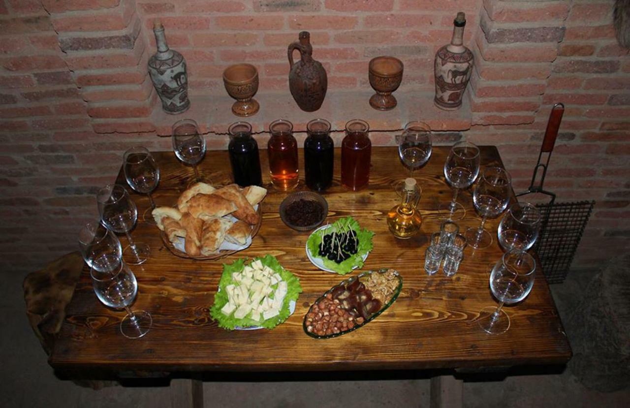 Apartamenti Laliashvilebi'S Wine Cellar Tbilisi Luaran gambar